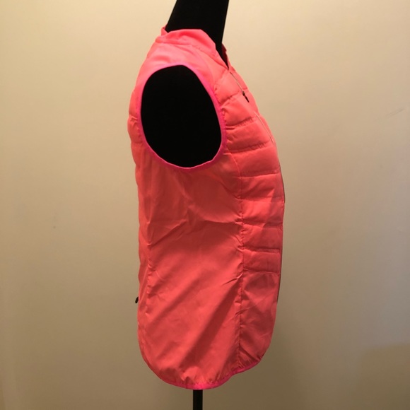 Reebok performance Pink small vest - Picture 3 of 14